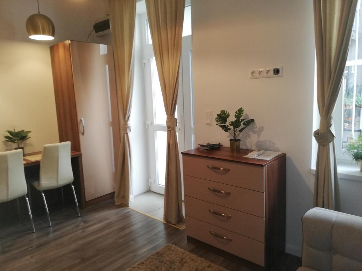 Embassy Studio Apartment Citypark Budapešť Exteriér fotografie